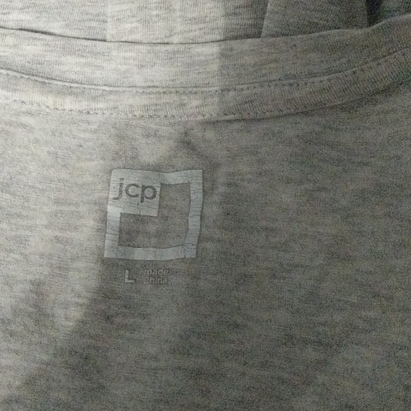 Shirt - Picture 3 of 3